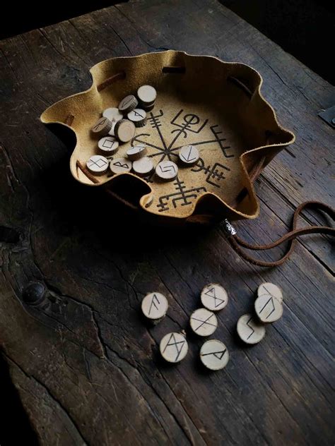 Leveling Up Your Magic Skills with a Lage Rune Pouch